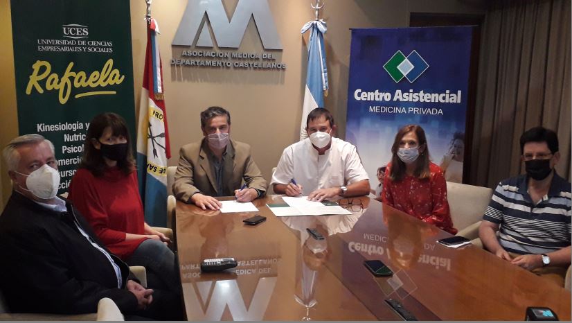 La AMDC celebró un convenio de colaboración con UCES class=