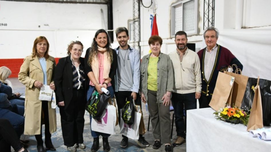 La AMDC participó del acto de colación de Residencias Médicas del Hospital 