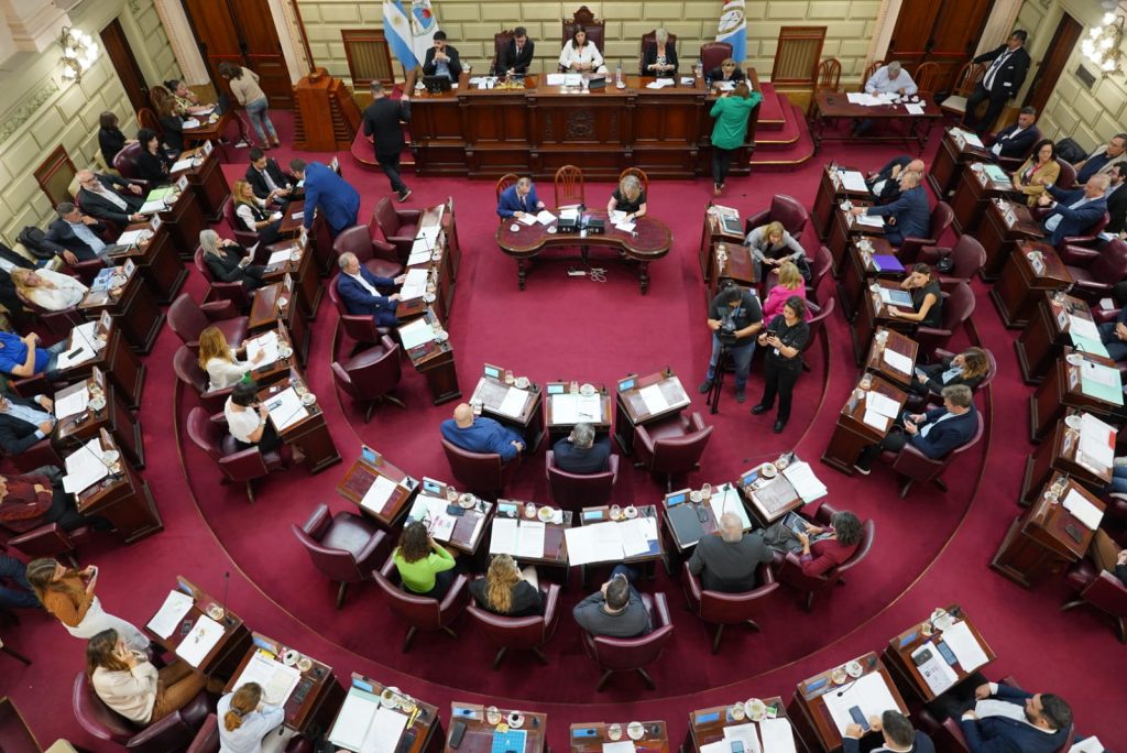 En Federación Médica: La AMDC estuvo presente en la discusión sobre la Ley de Honorarios Médicos Dignos class=